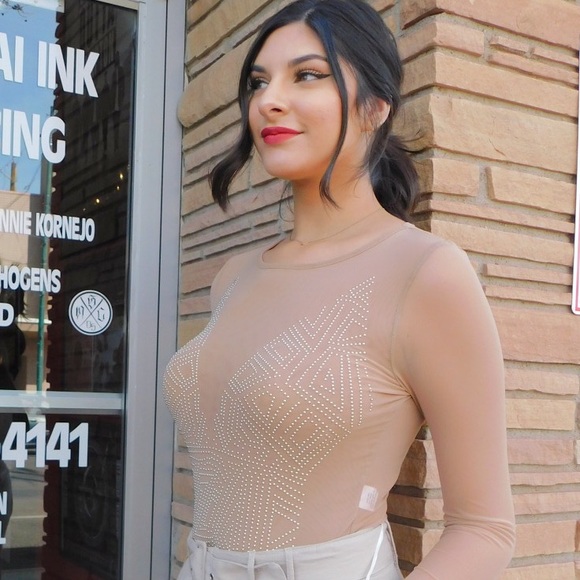 Nude Long sleeve Bodysuit - Picture 2 of 5